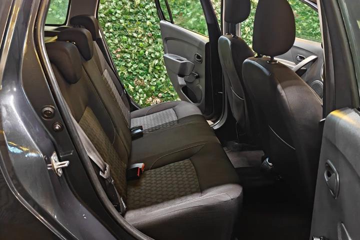 undefined Dacia Logan fra 2016