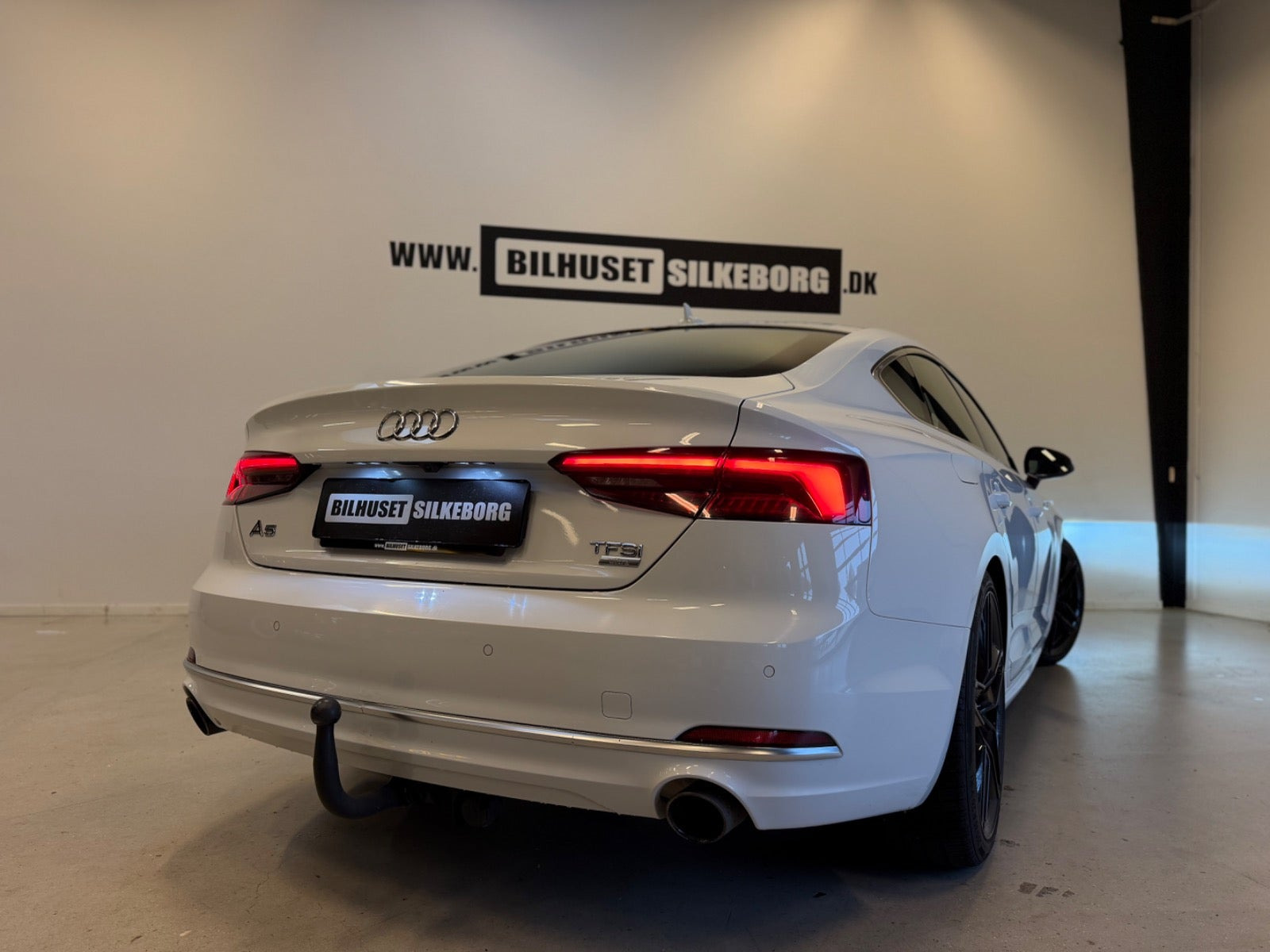 Hvid Audi A5 fra 2018