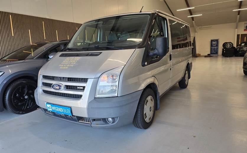 Ford Transit 300S Kombi 2,2 TDCi 85 9prs