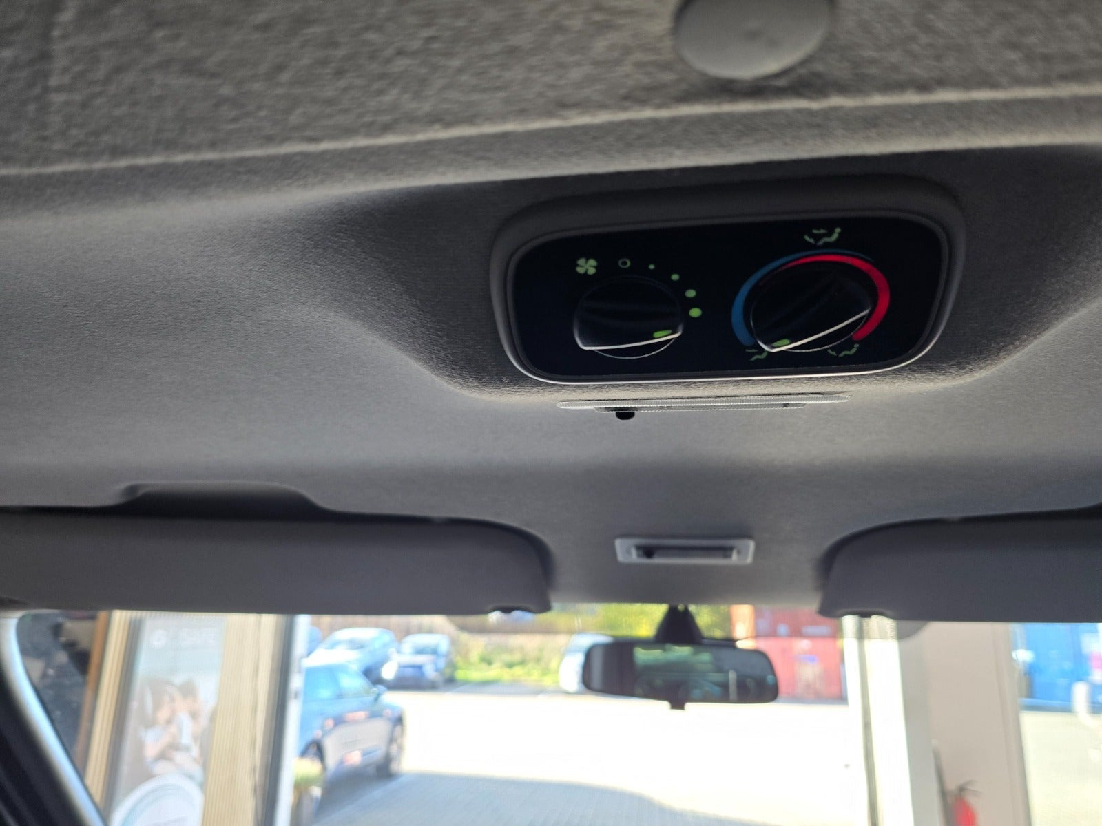 undefined Ford Transit 300S Kombi fra 2007