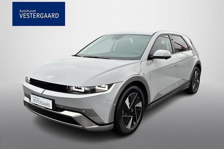 Grå Hyundai Ioniq 5 fra 2026
