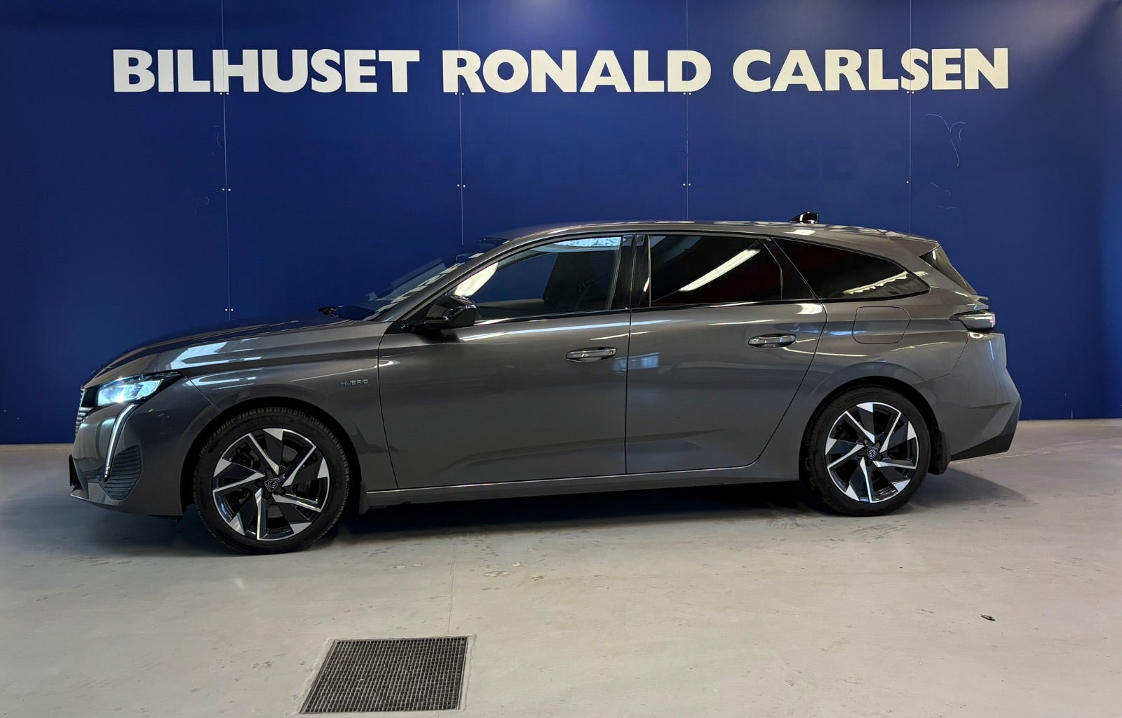 Peugeot 308 1,6 Hybrid First Selection+ SW EAT8