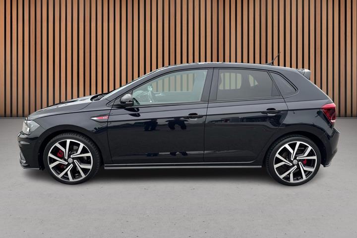 Sort VW Polo fra 2019
