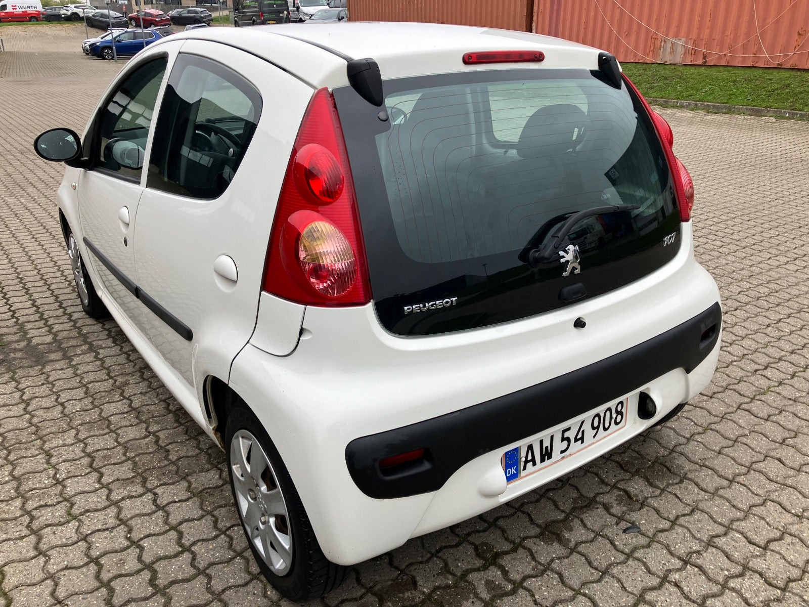 Hvid Peugeot 107 fra 2010