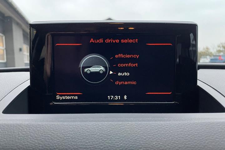 Grå Audi Q3 fra 2018