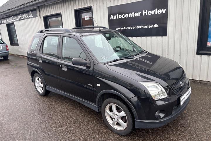 Sort Suzuki Ignis fra 2009