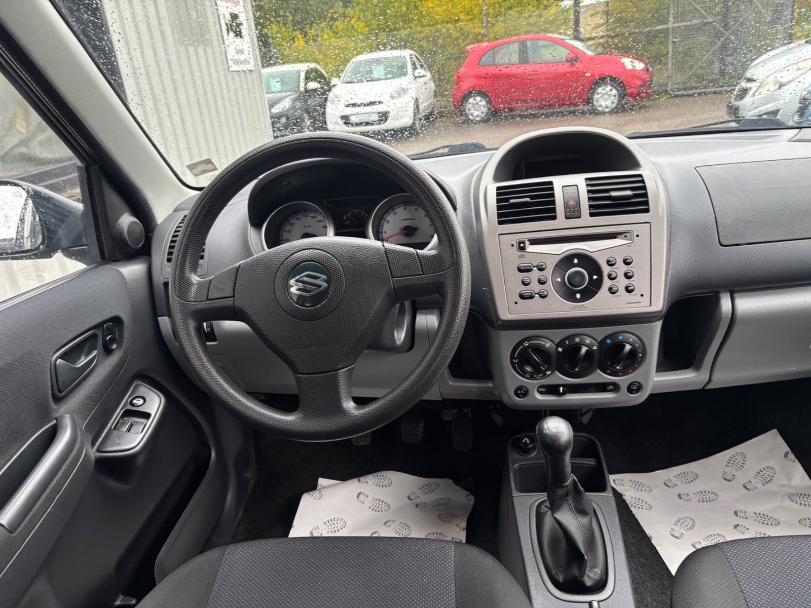 Sort Suzuki Ignis fra 2009