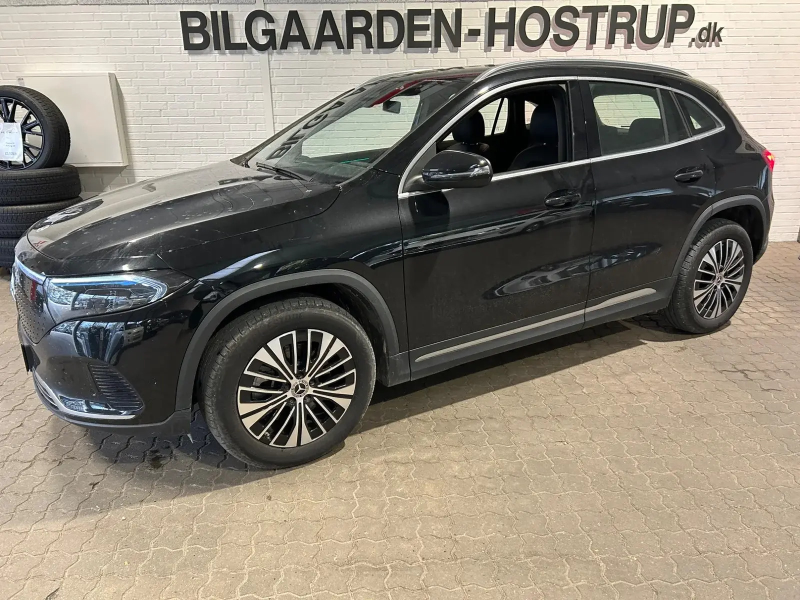 Sort Mercedes EQA250+ fra 2024