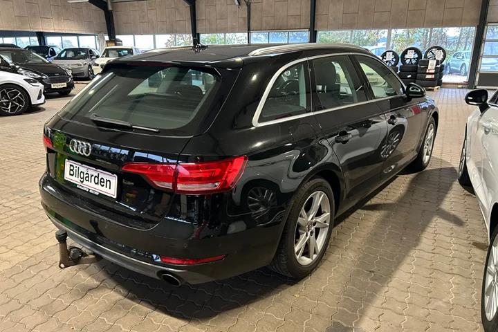 Sort Audi A4 fra 2017