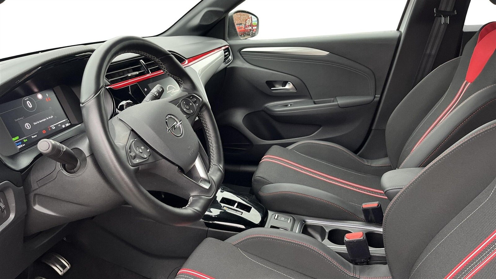 Hvid Opel Corsa-e fra 2024
