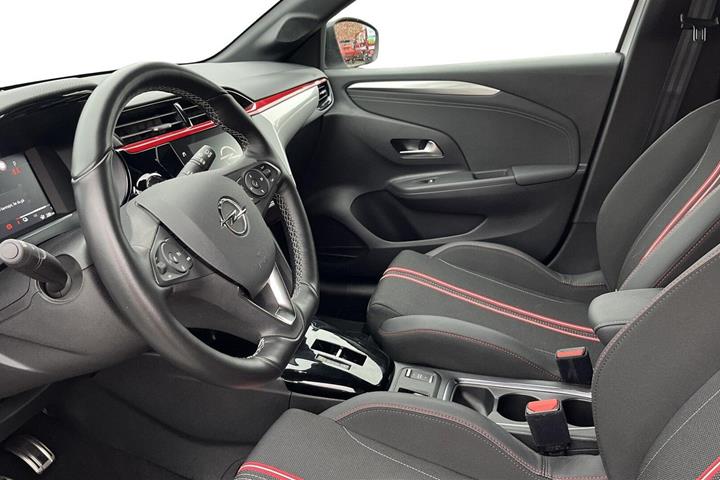Hvid Opel Corsa-e fra 2024