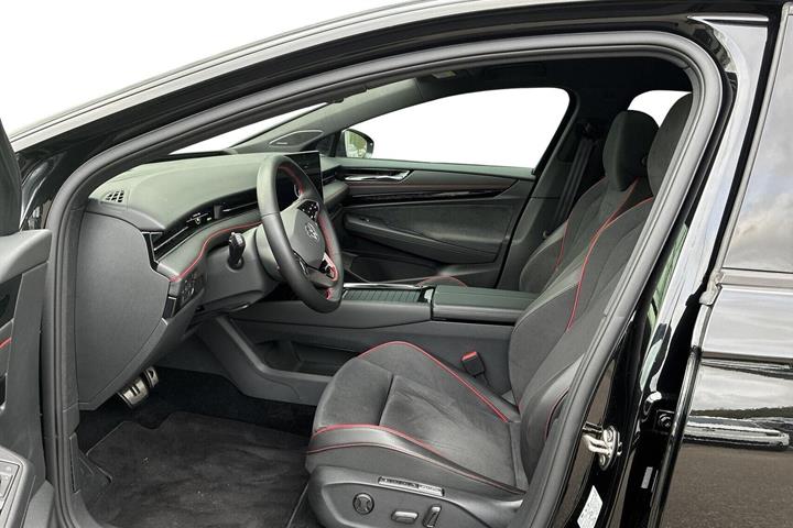 Sort VW ID.7 fra 2025