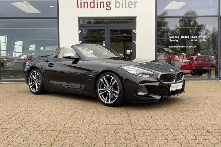 Sort BMW Z4 fra 2023