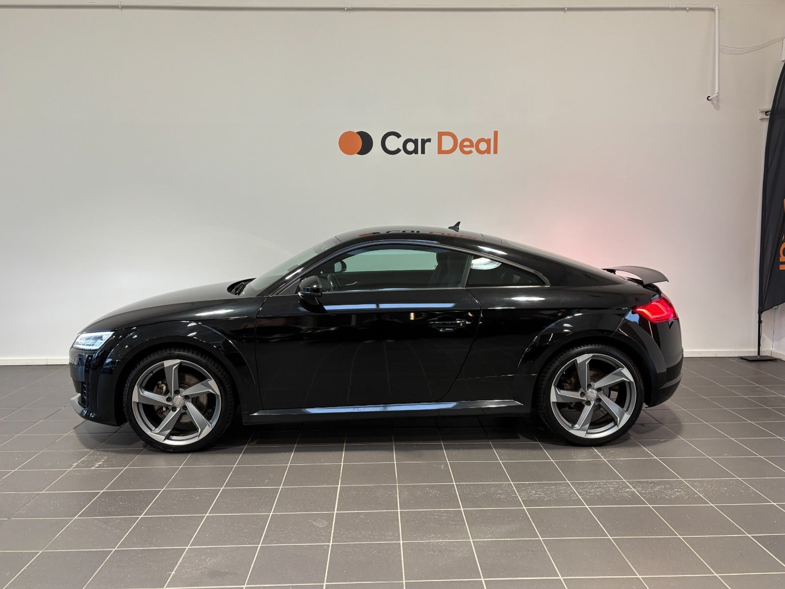 Sort Audi TT fra 2017