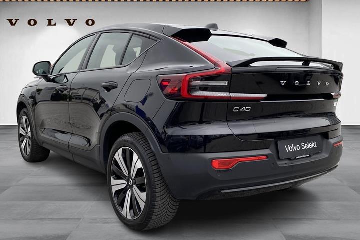 Sort Volvo C40 fra 2022