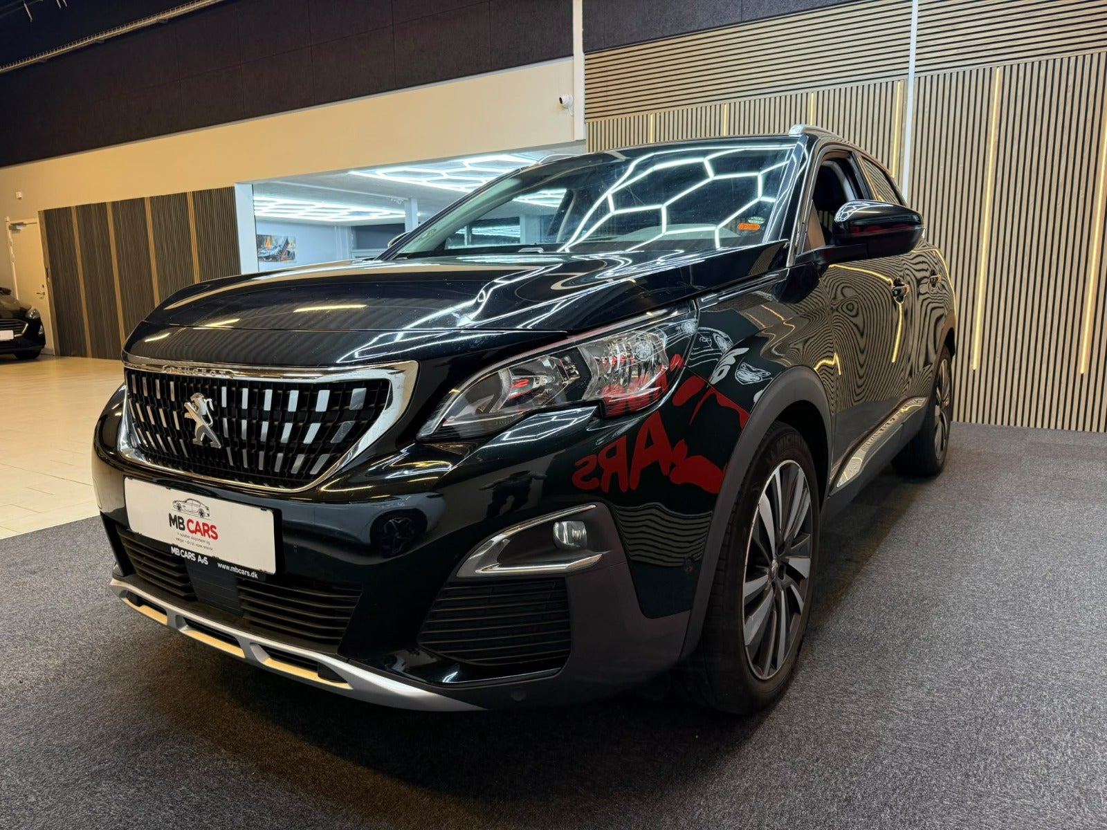 Sort Peugeot 3008 fra 2017