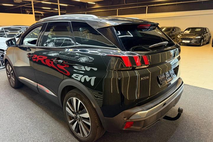 Sort Peugeot 3008 fra 2017
