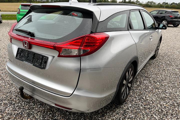 Sølv Honda Civic fra 2015