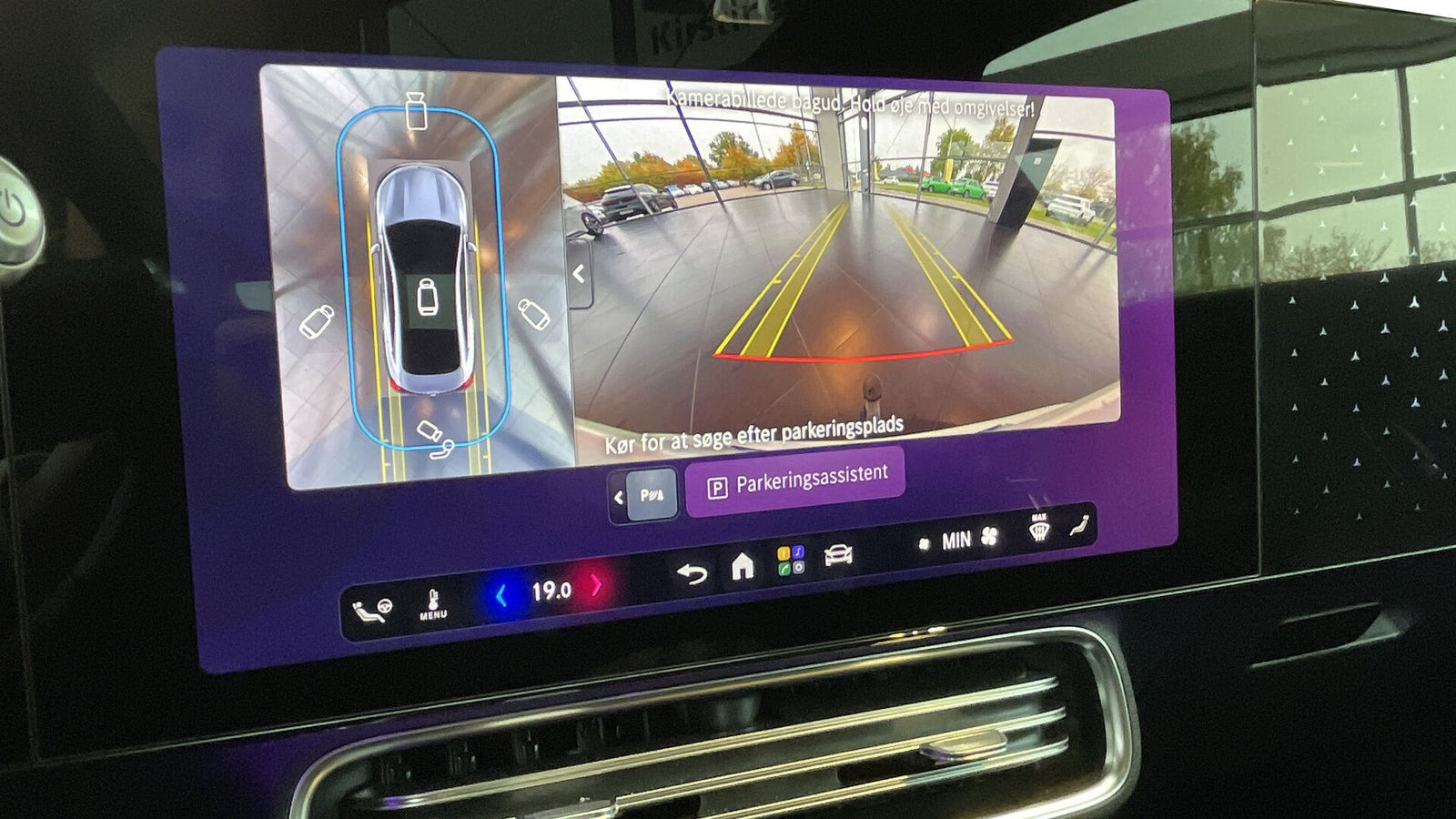 Hvid Mercedes CLA250+ fra 2025