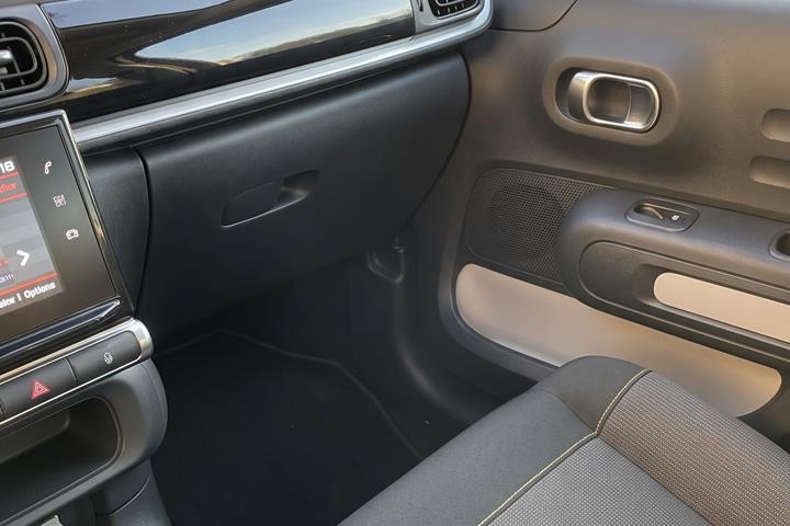 Rød Citroën C3 fra 2020