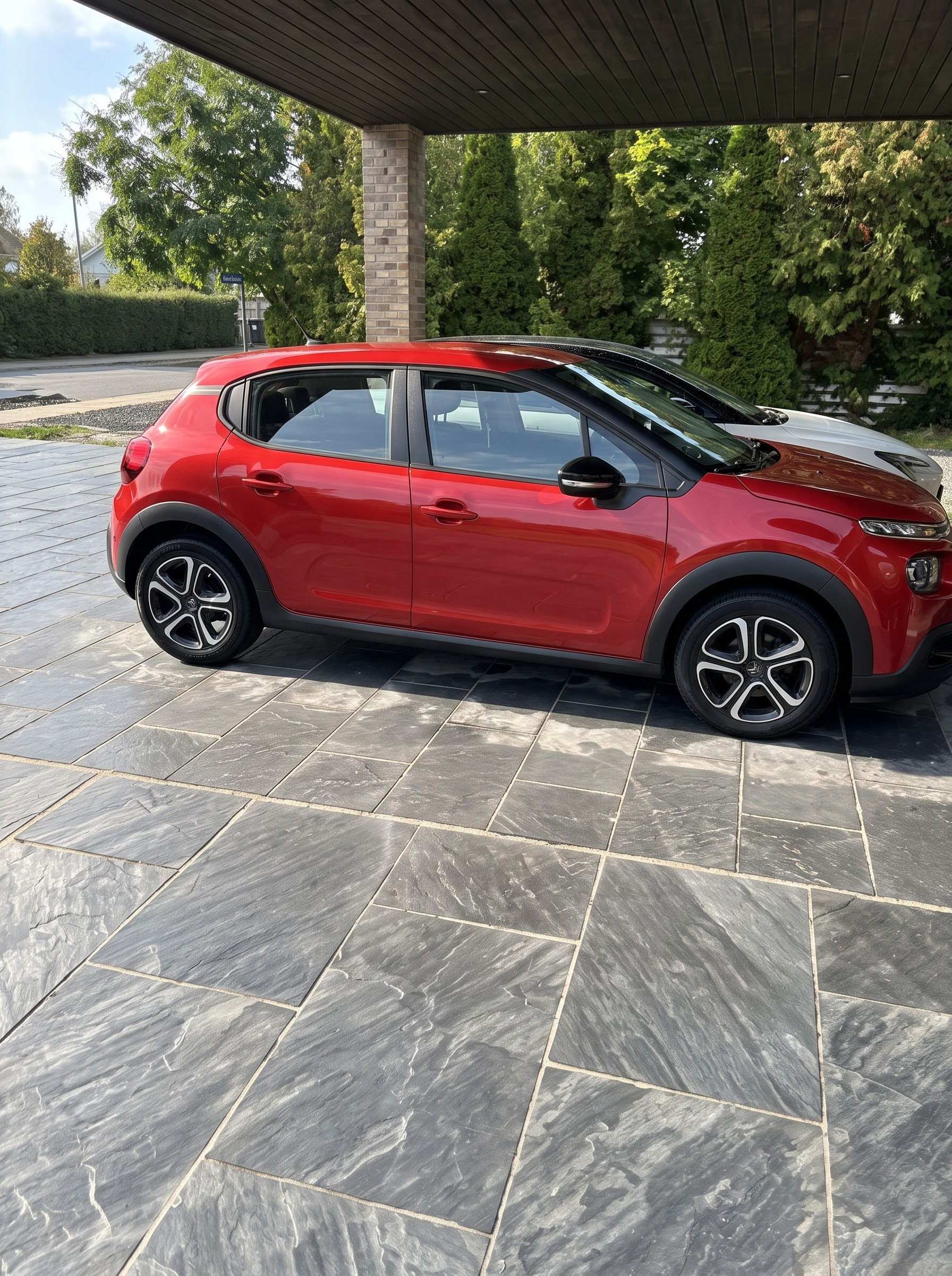 Rød Citroën C3 fra 2020