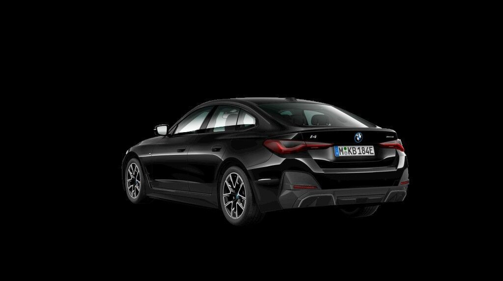 Sort BMW i4 fra 2023