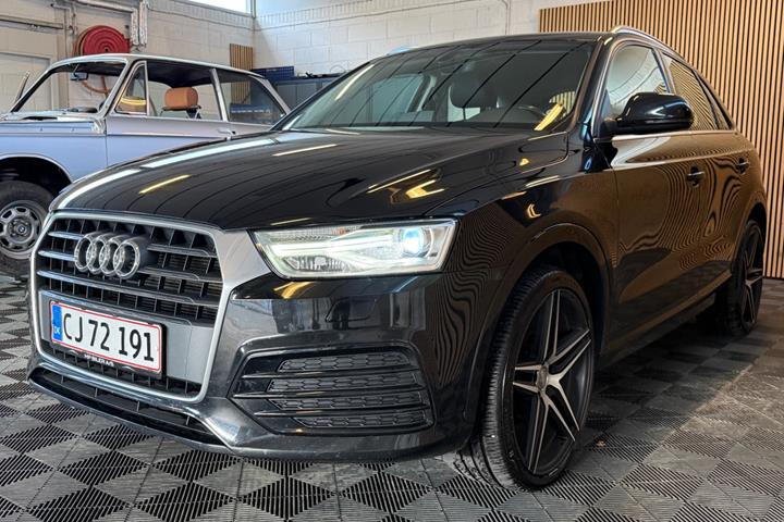 Sort Audi Q3 fra 2017