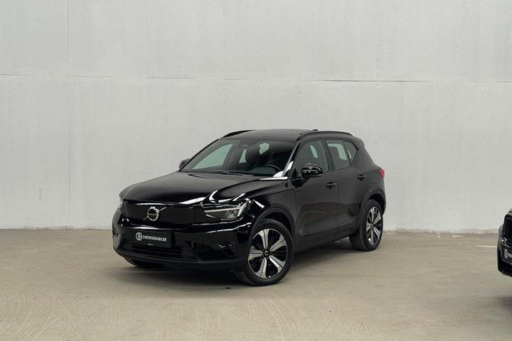 Sort Volvo XC40 fra 2023