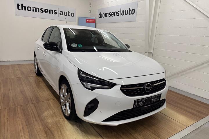 Hvid Opel Corsa fra 2020