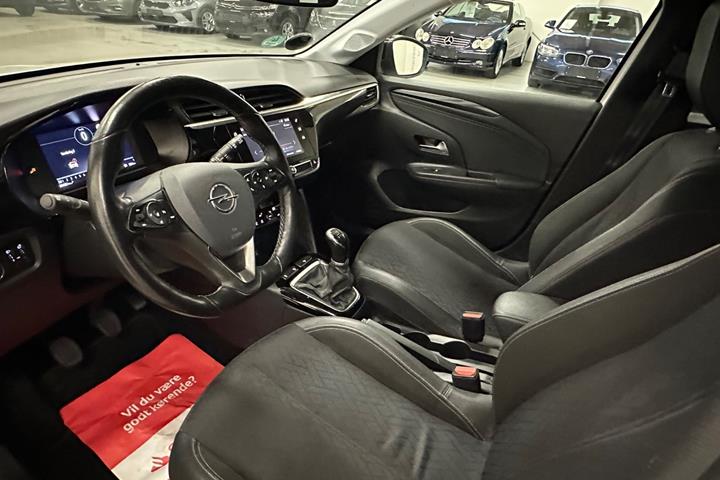 Hvid Opel Corsa fra 2020