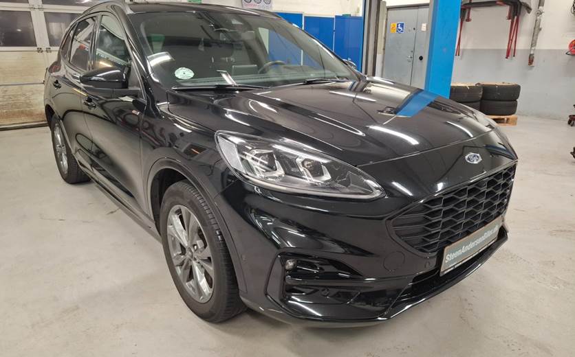 Ford Kuga 2,5 PHEV ST-Line X CVT