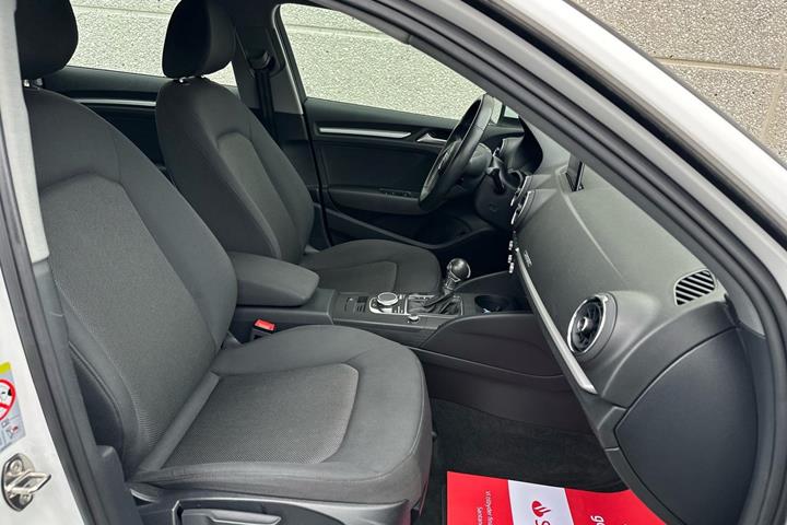 Grøn Audi A3 fra 2018