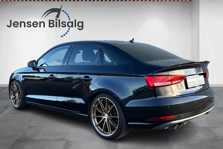 Sort Audi A3 fra 2018