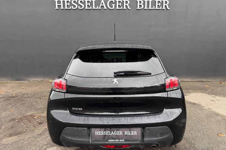 Sort Peugeot 208 fra 2020