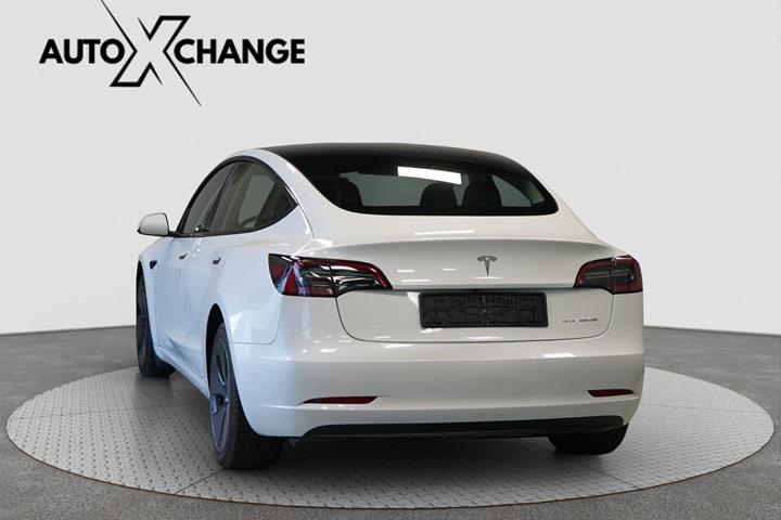 undefined Tesla Model 3 fra 2023
