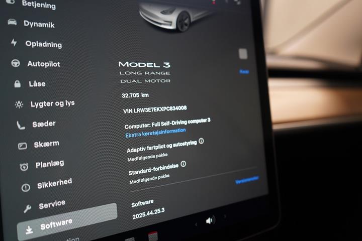 undefined Tesla Model 3 fra 2023