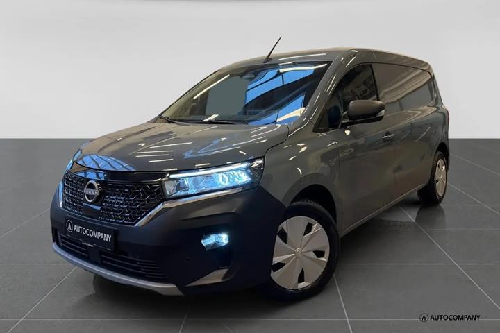 Grå Nissan Townstar fra 2025 set udefra