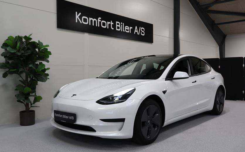 Tesla Model 3 Standard Range+ RWD