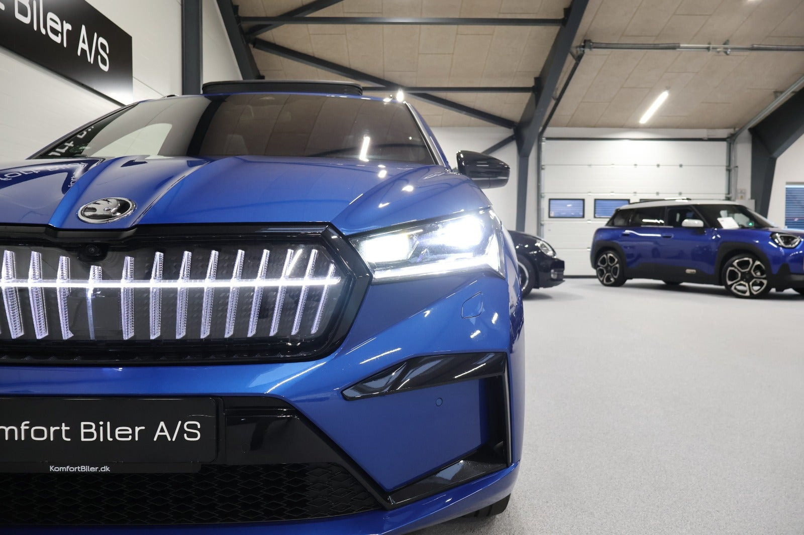 Blå Skoda Enyaq fra 2024