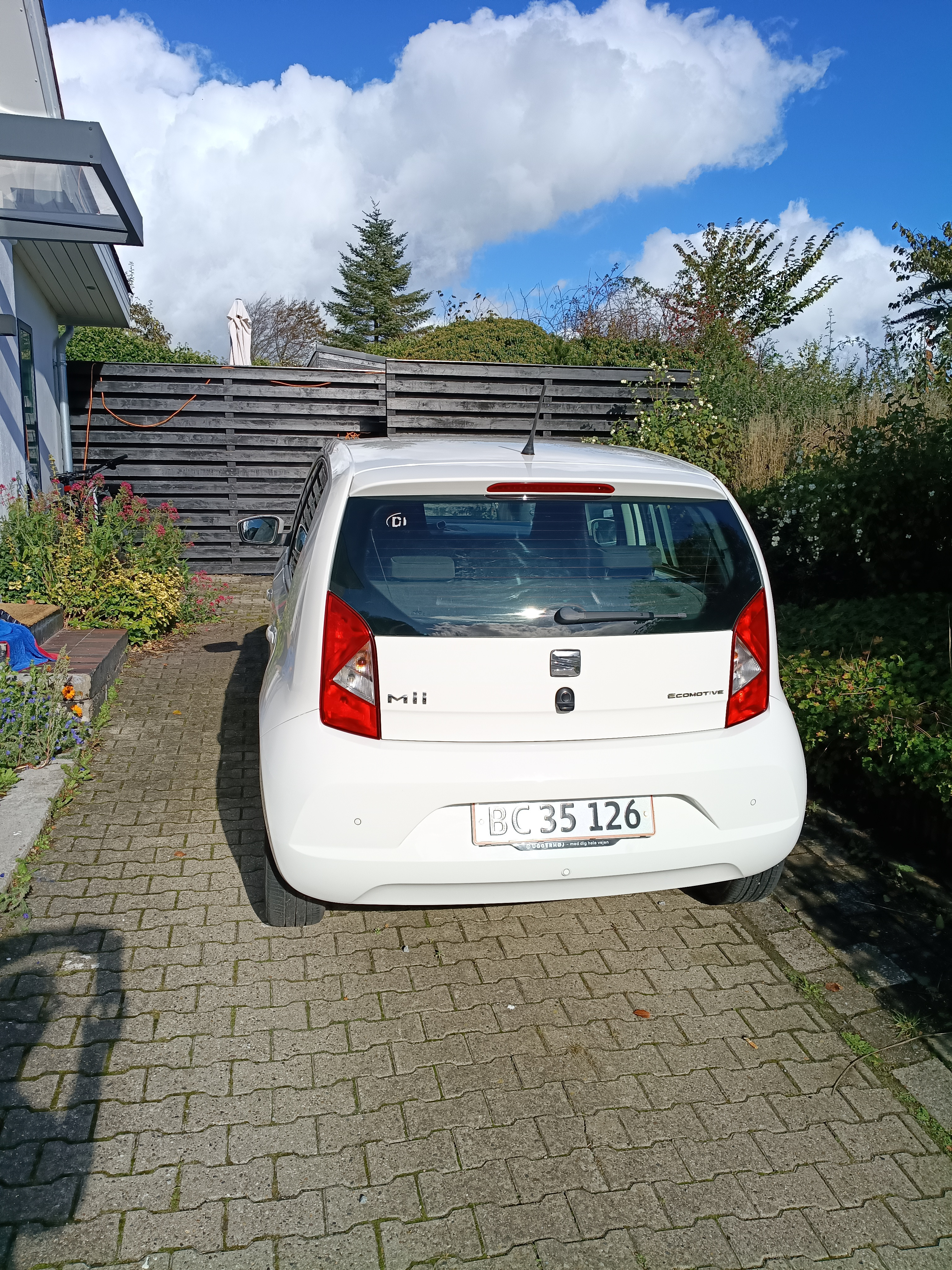 Hvid Seat Mii fra 2016