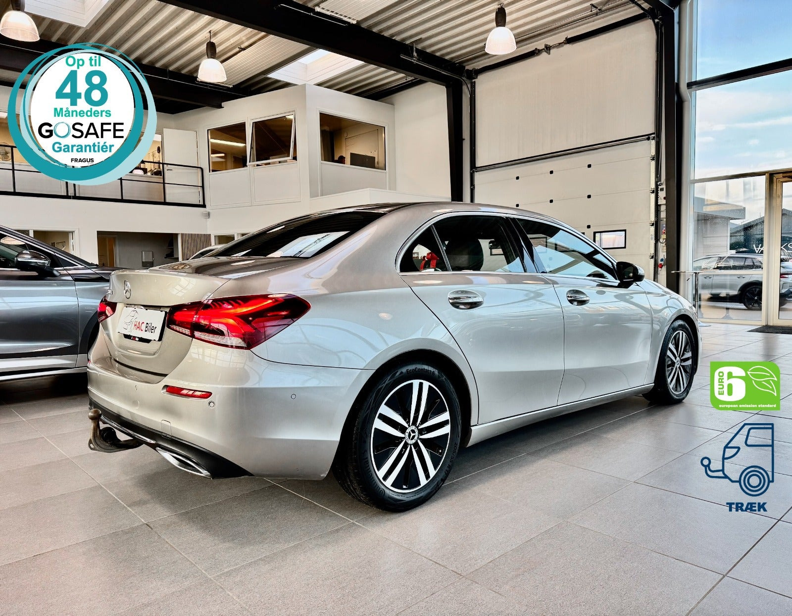 Beige Mercedes A200 d fra 2021