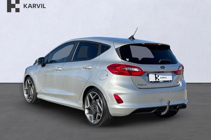 Grå Ford Fiesta fra 2020