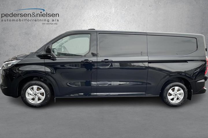 Sort Ford E-Transit Custom fra 2026