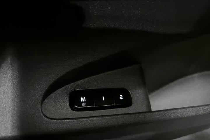 Grå Polestar 2 fra 2023