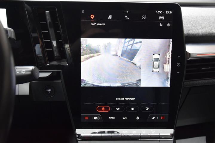 Grå Renault Mégane fra 2023