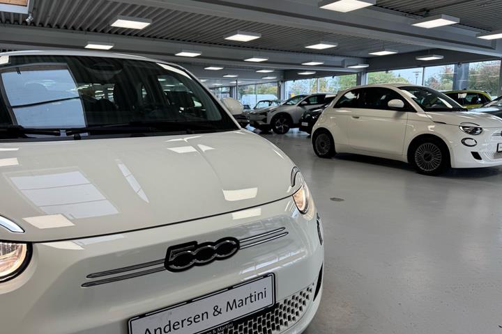 undefined Fiat 500e fra 2023
