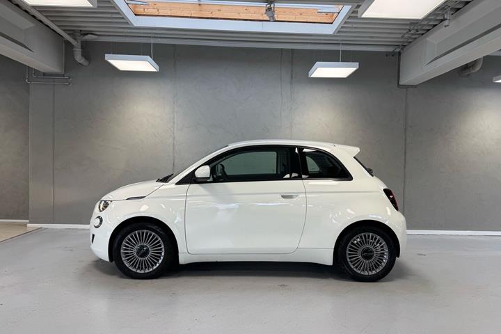 undefined Fiat 500e fra 2023