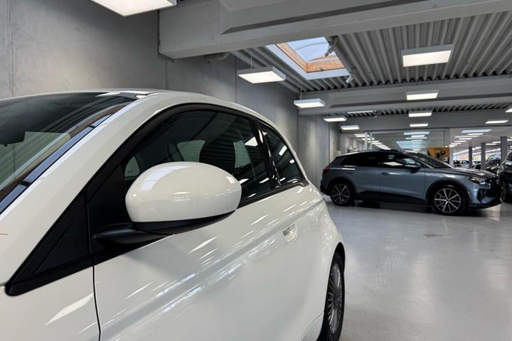 undefined Fiat 500e fra 2023