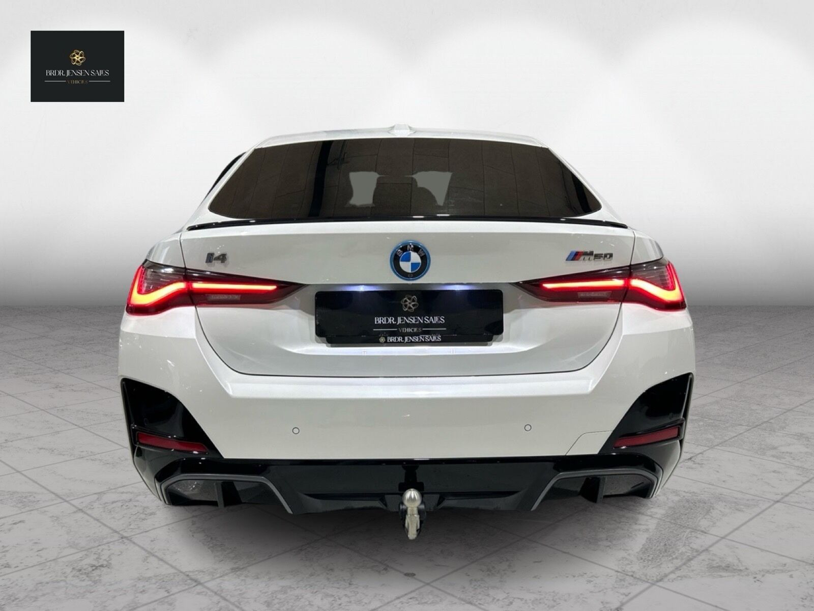Hvid BMW i4 fra 2023