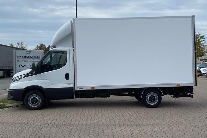 Hvid Iveco Daily fra 2026
